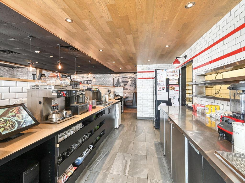 









419


Rue St-Jacques

,
Saint-Jean-sur-Richelieu,




QC
J3B2M1

