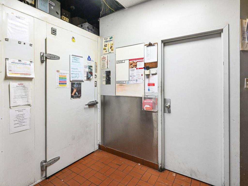 









419


Rue St-Jacques

,
Saint-Jean-sur-Richelieu,




QC
J3B2M1

