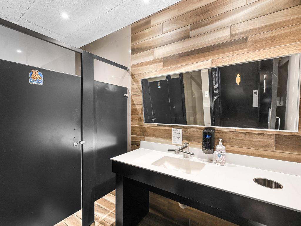 









419


Rue St-Jacques

,
Saint-Jean-sur-Richelieu,




QC
J3B2M1

