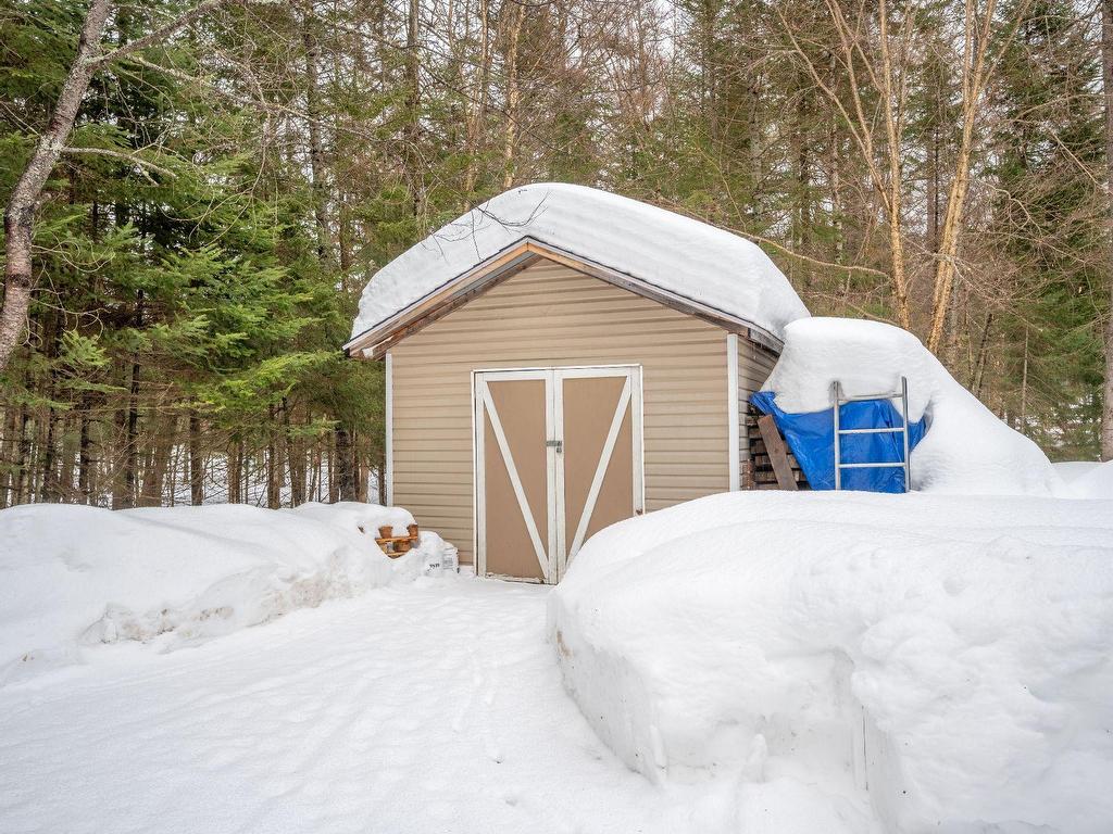 









637


Ch. du Lac-Lanthier E.

,
Rivière-Rouge,




QC
J0T1T0


