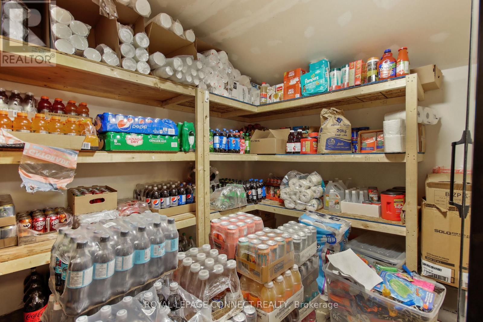 












5804 HIGHWAY 41 ROAD

,
Addington Highlands,




Ontario
K0K2A0

