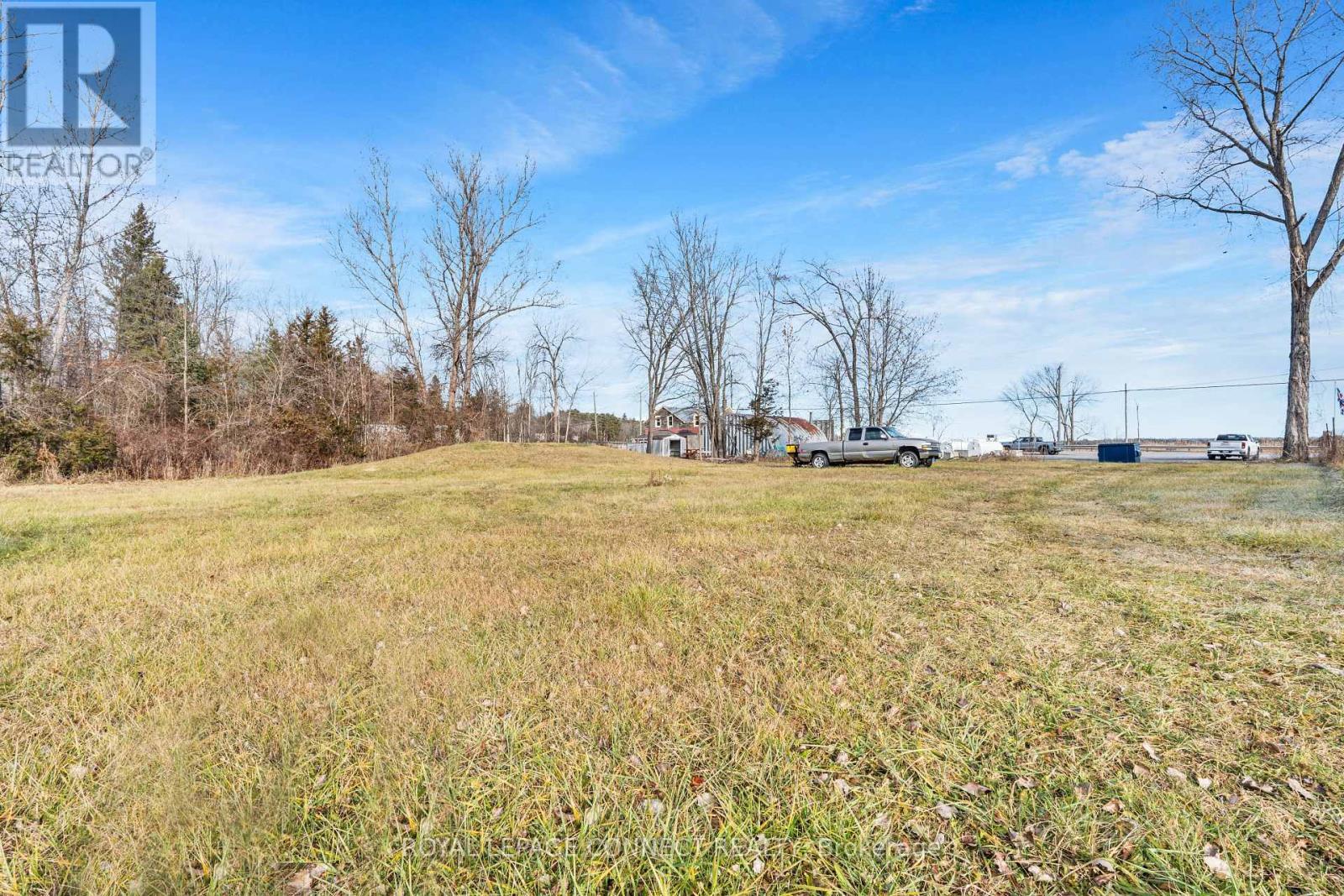 












5804 HIGHWAY 41 ROAD

,
Addington Highlands,




Ontario
K0K2A0


