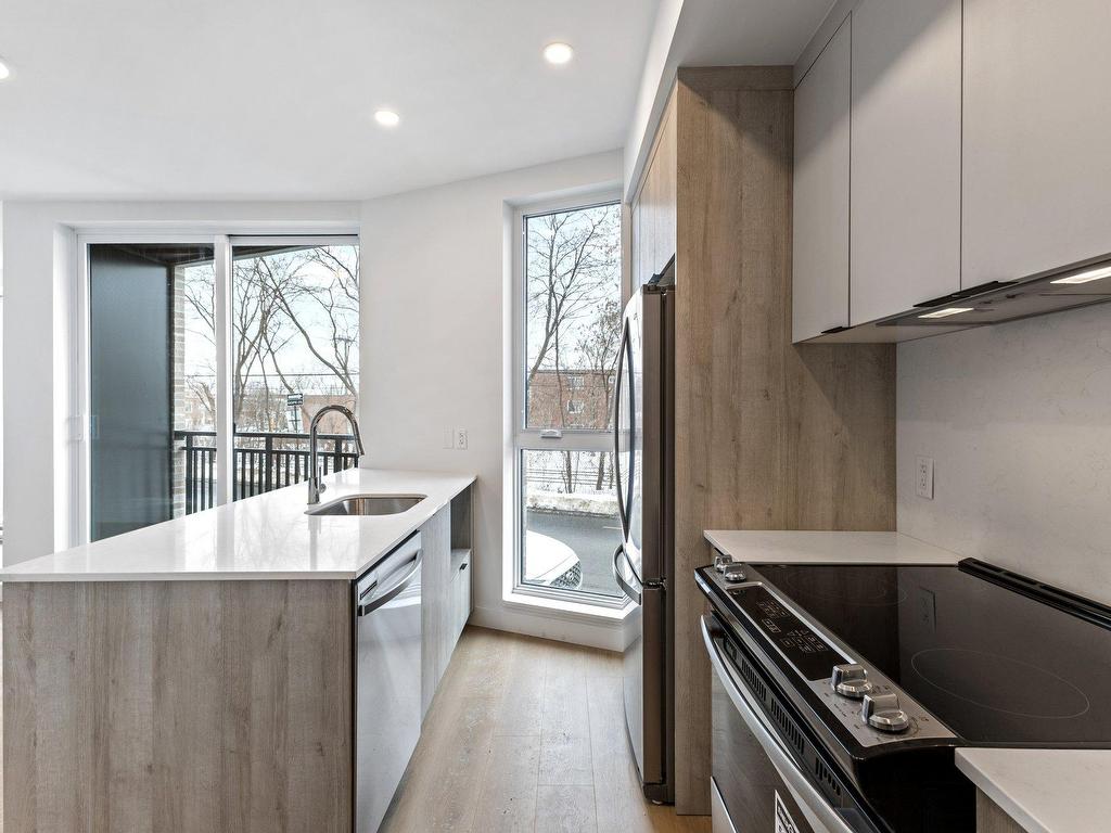 









6037


Boul. De Maisonneuve O.

, 101,
Montréal (Côte-des-Neiges/Notre-Dame-de-Grâce),




QC
H4A0B5

