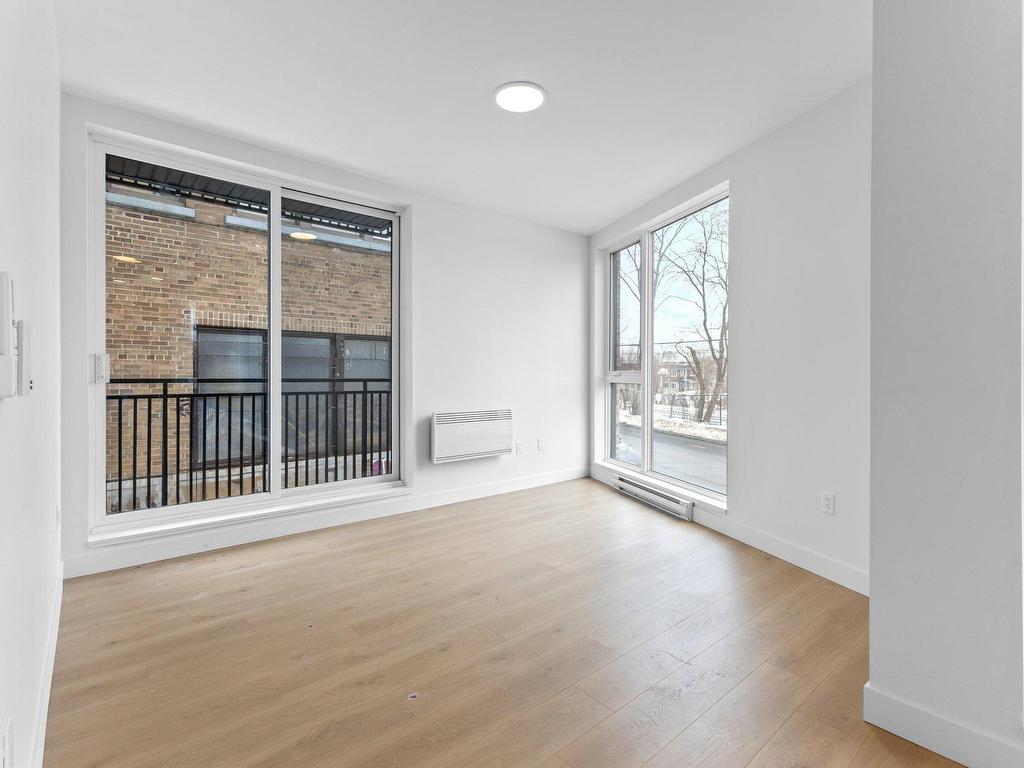 









6037


Boul. De Maisonneuve O.

, 101,
Montréal (Côte-des-Neiges/Notre-Dame-de-Grâce),




QC
H4A0B5

