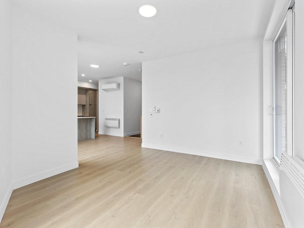









6037


Boul. De Maisonneuve O.

, 101,
Montréal (Côte-des-Neiges/Notre-Dame-de-Grâce),




QC
H4A0B5

