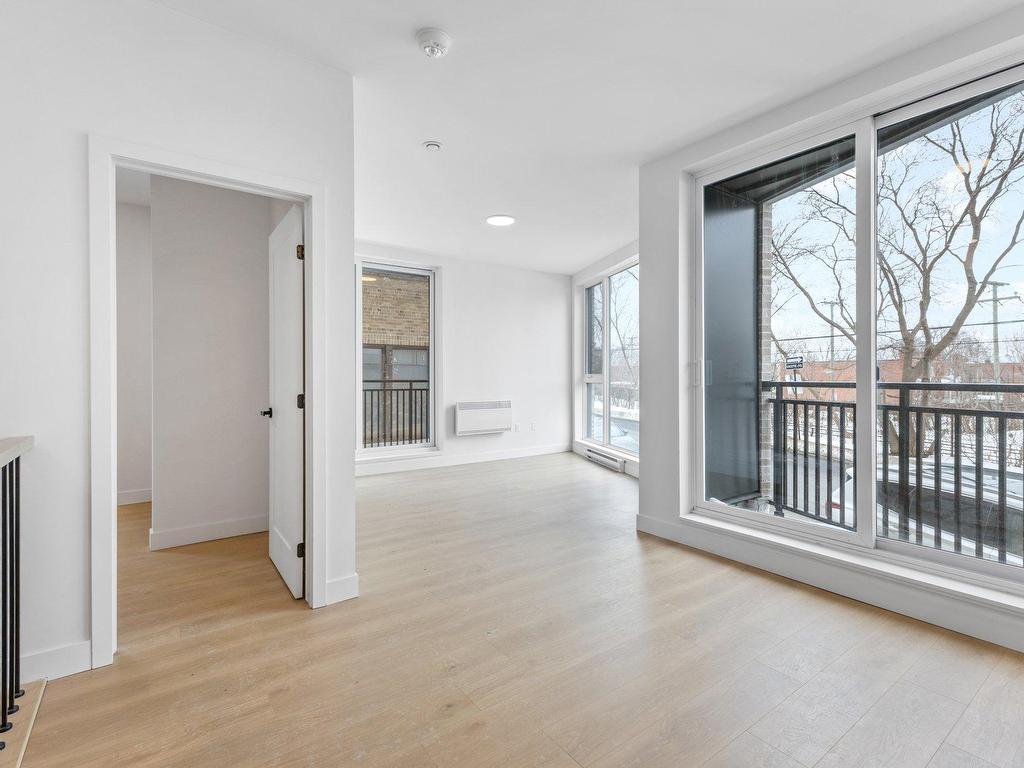 









6037


Boul. De Maisonneuve O.

, 101,
Montréal (Côte-des-Neiges/Notre-Dame-de-Grâce),




QC
H4A0B5

