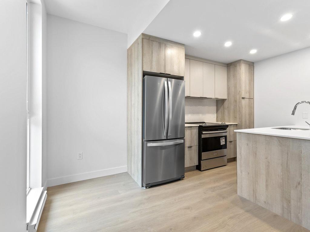 









6037


Boul. De Maisonneuve O.

, 103,
Montréal (Côte-des-Neiges/Notre-Dame-de-Grâce),




QC
H4A0B5

