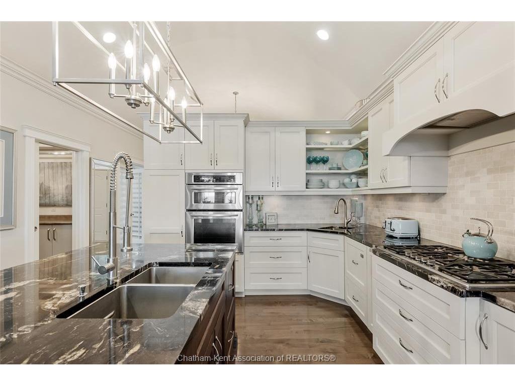 









335


ISLAND

Crescent,
Lighthouse Cove,




ON
N0P 2L0

