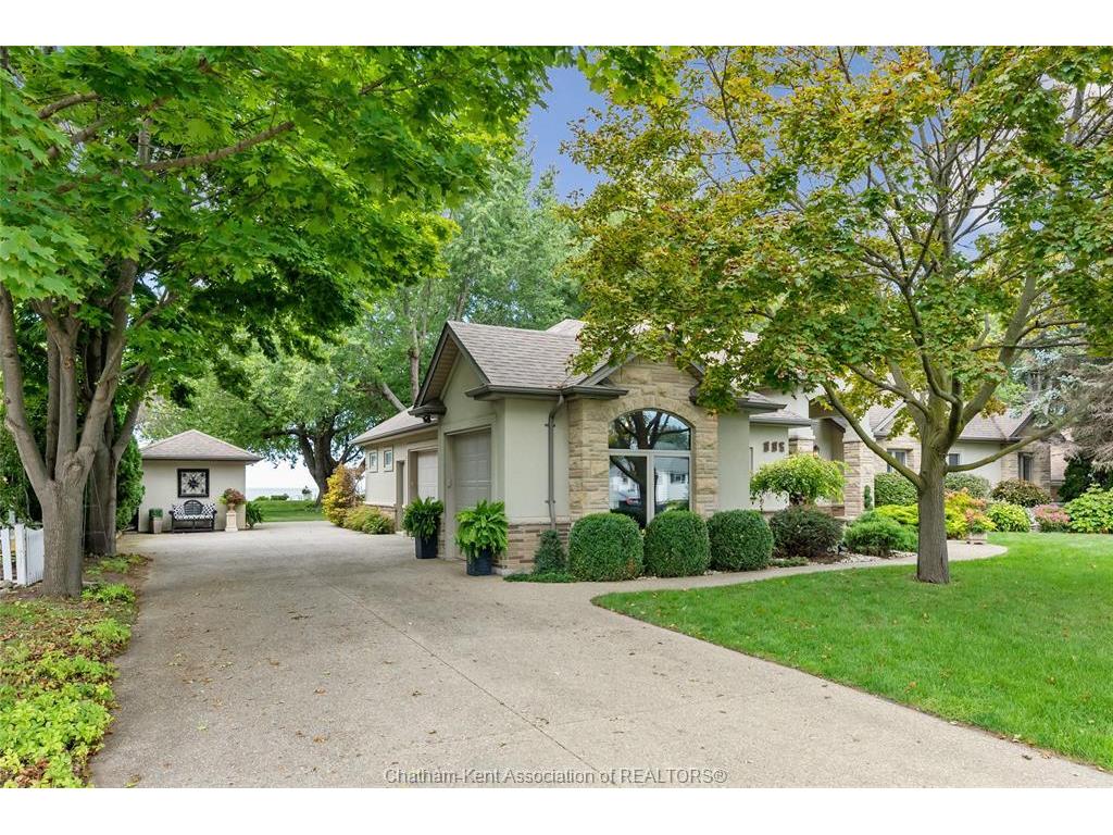 









335


ISLAND

Crescent,
Lighthouse Cove,




ON
N0P 2L0

