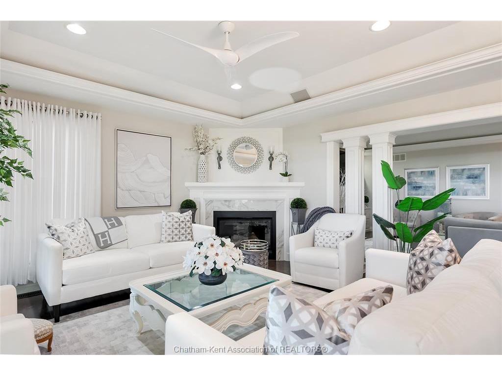 









335


ISLAND

Crescent,
Lighthouse Cove,




ON
N0P 2L0

