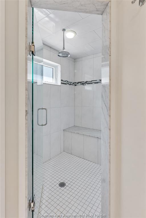 









335


ISLAND

Crescent,
Lighthouse Cove,




ON
N0P 2L0

