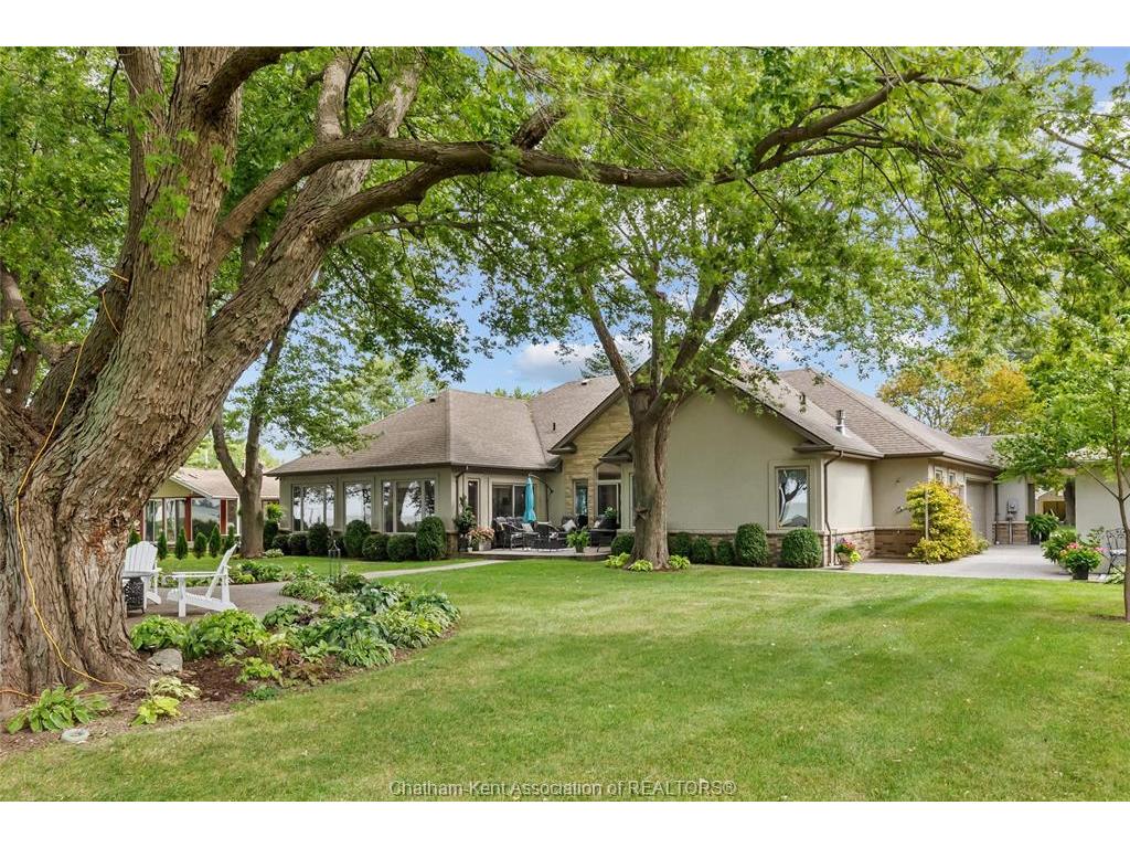 









335


ISLAND

Crescent,
Lighthouse Cove,




ON
N0P 2L0

