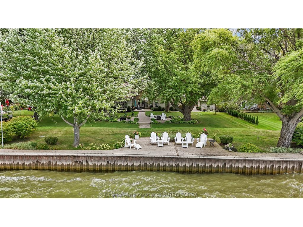 









335


ISLAND

Crescent,
Lighthouse Cove,




ON
N0P 2L0

