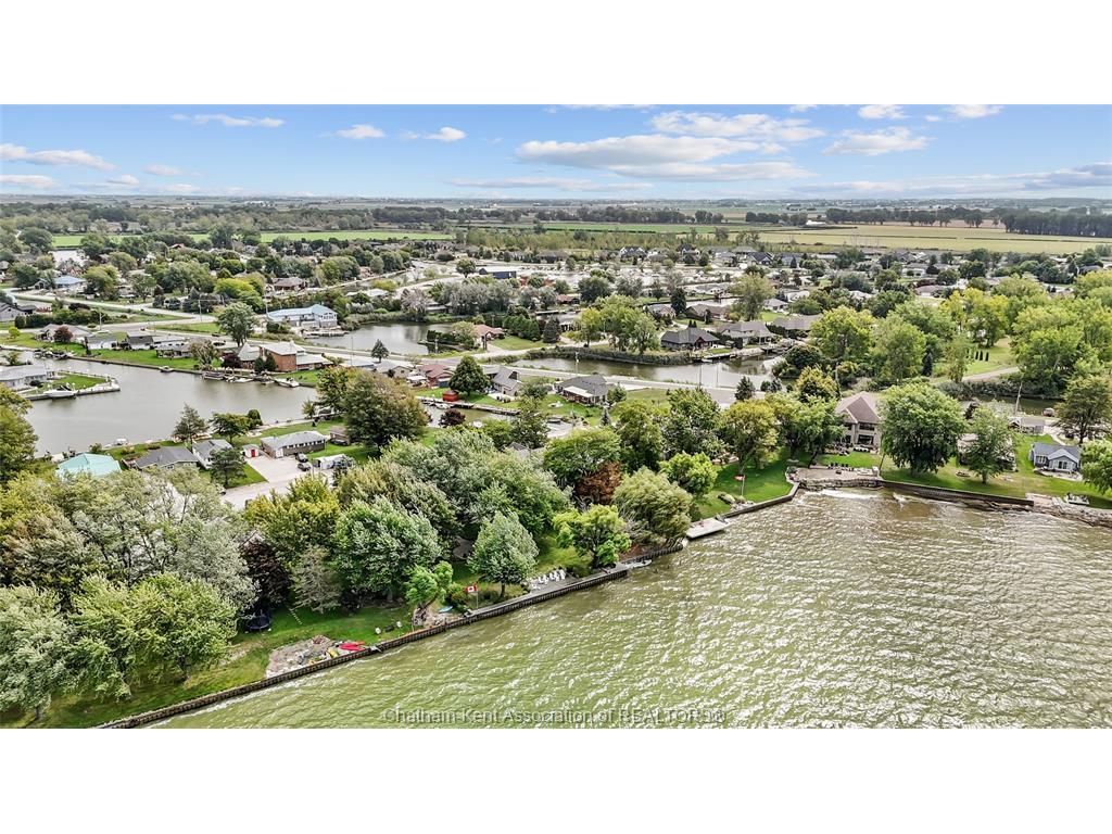 









335


ISLAND

Crescent,
Lighthouse Cove,




ON
N0P 2L0

