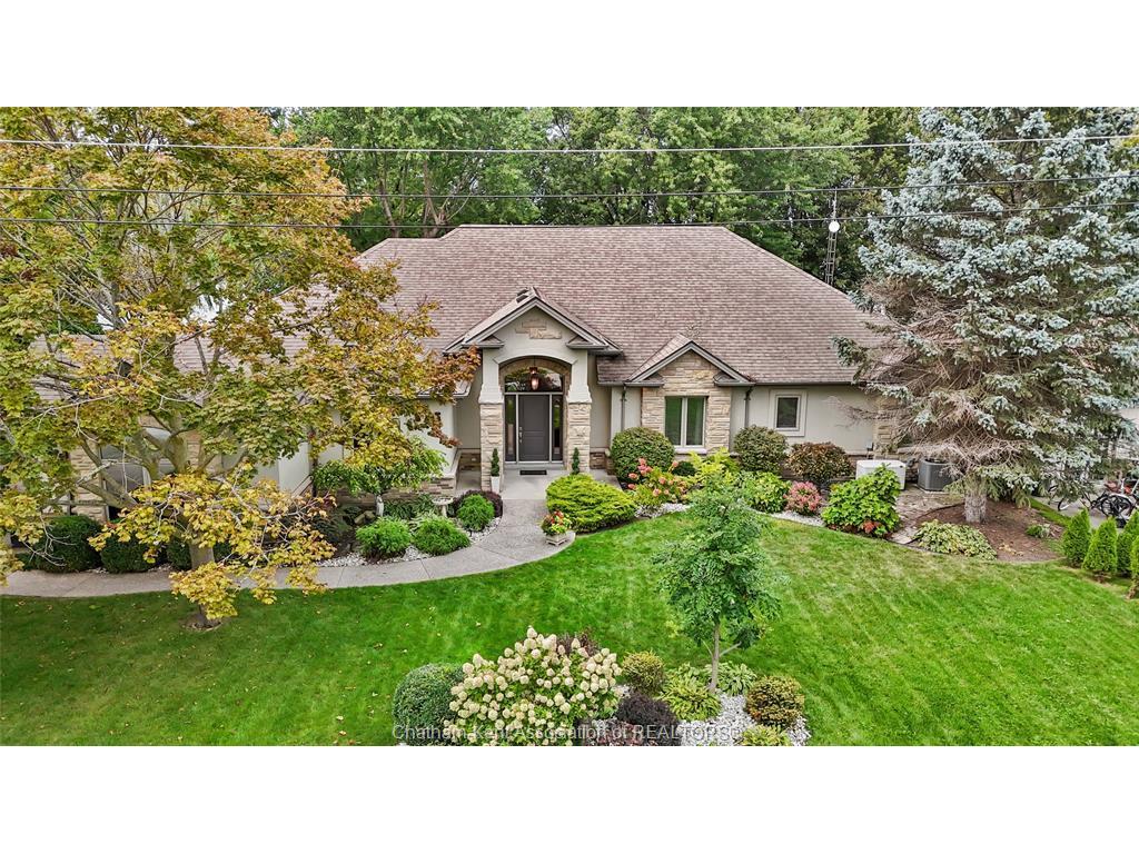 









335


ISLAND

Crescent,
Lighthouse Cove,




ON
N0P 2L0

