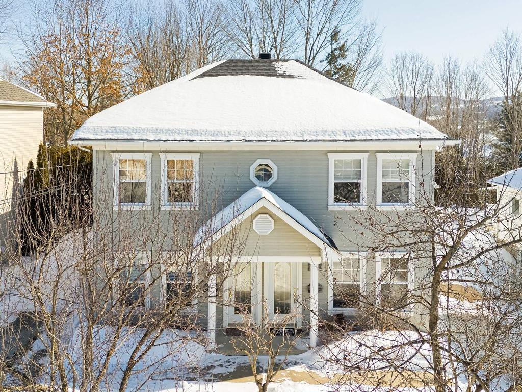 









6432

 - 6434


Rue du Président-Kennedy

,
Sherbrooke (Brompton/Rock Forest/Saint-Élie/Deauville),




QC
J1N4A8

