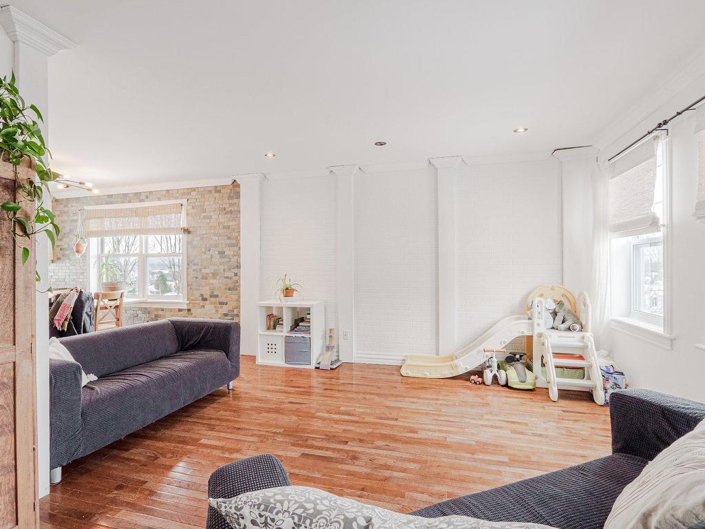 









6432

 - 6434


Rue du Président-Kennedy

,
Sherbrooke (Brompton/Rock Forest/Saint-Élie/Deauville),




QC
J1N4A8

