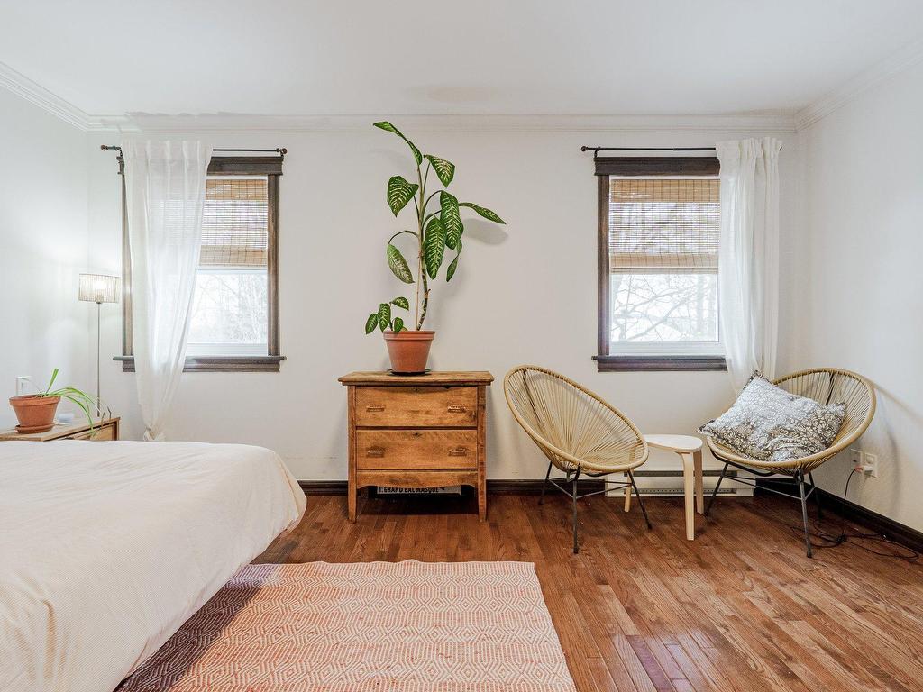 









6432

 - 6434


Rue du Président-Kennedy

,
Sherbrooke (Brompton/Rock Forest/Saint-Élie/Deauville),




QC
J1N4A8

