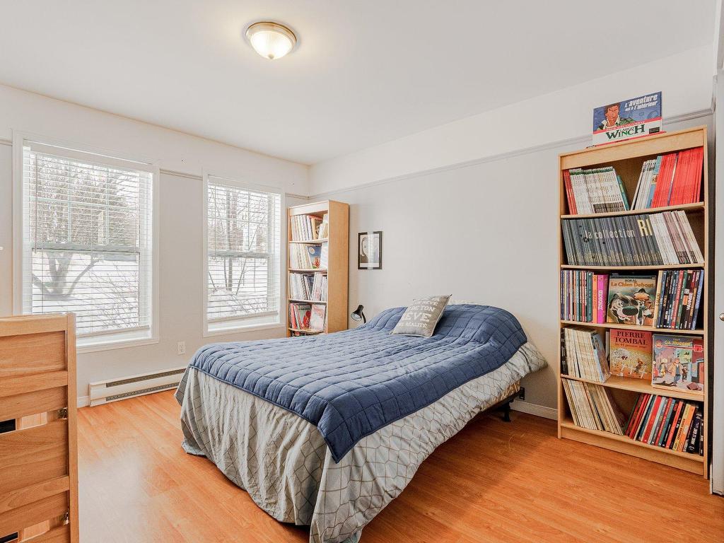 









6432

 - 6434


Rue du Président-Kennedy

,
Sherbrooke (Brompton/Rock Forest/Saint-Élie/Deauville),




QC
J1N4A8

