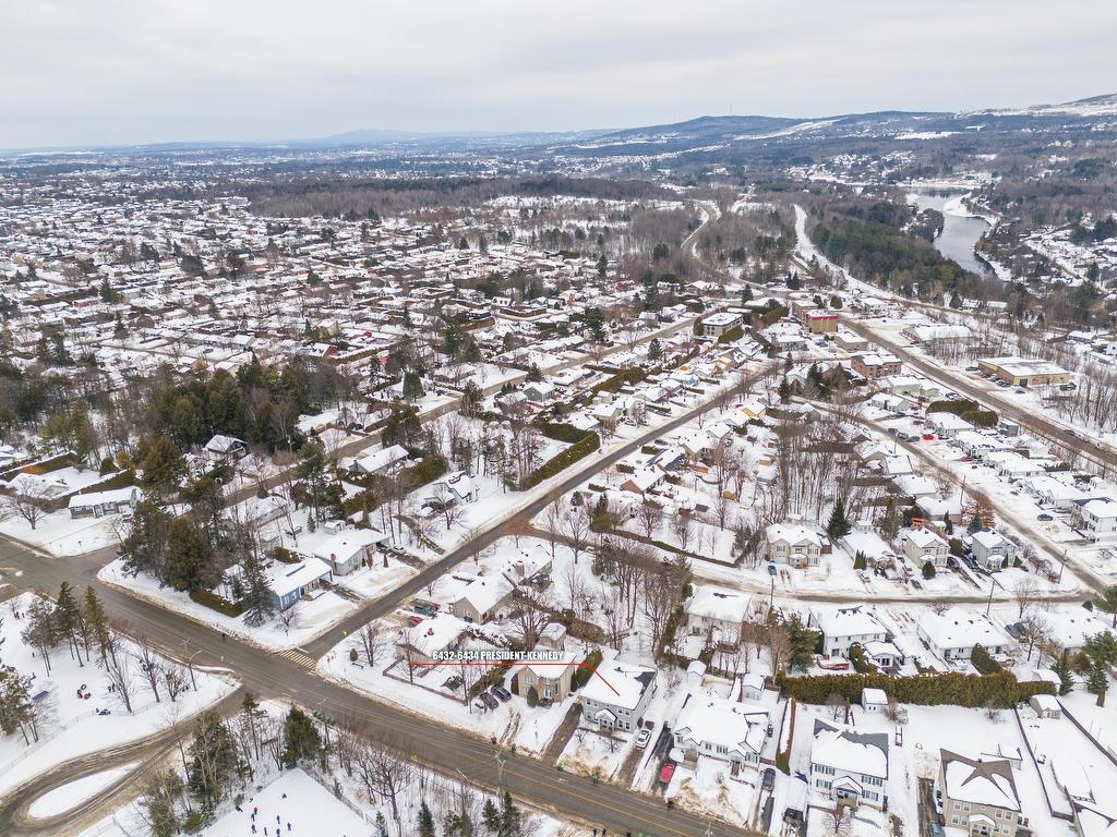 









6432

 - 6434


Rue du Président-Kennedy

,
Sherbrooke (Brompton/Rock Forest/Saint-Élie/Deauville),




QC
J1N4A8

