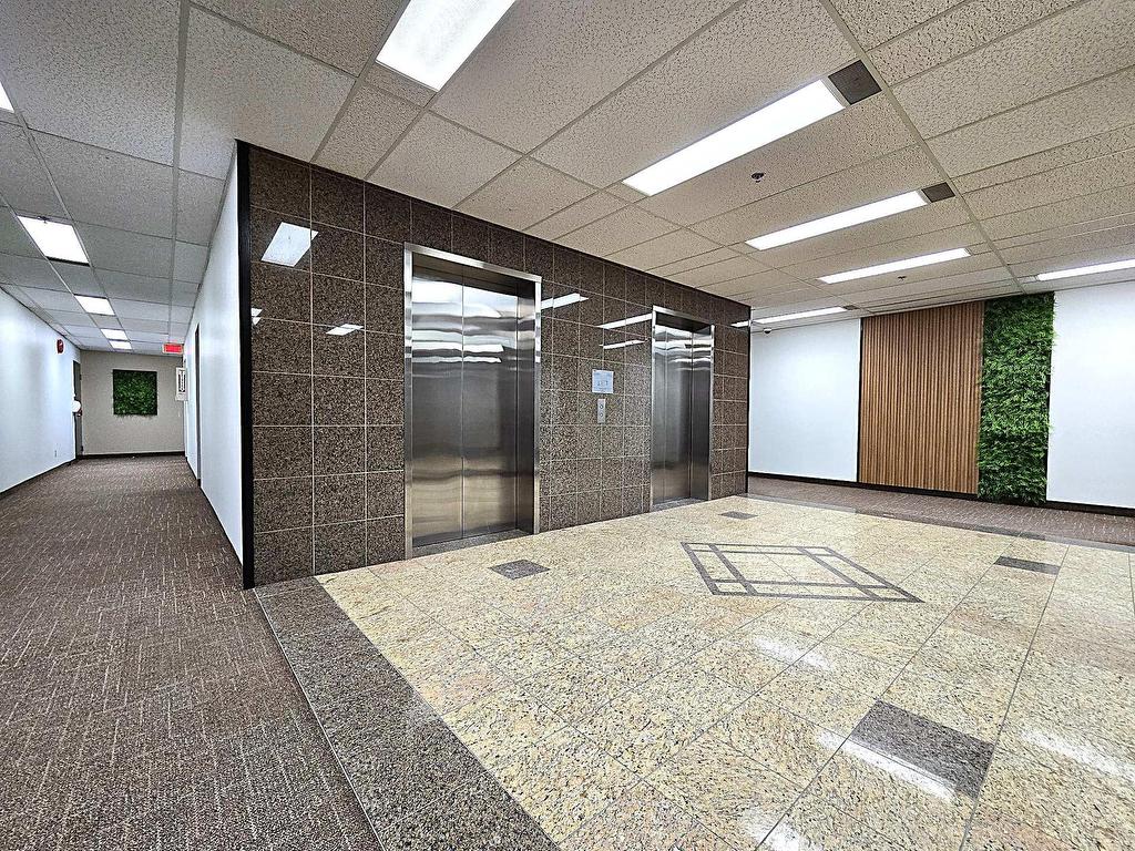 









1600


Boul. Henri-Bourassa O.

, 200,
Montréal (Ahuntsic-Cartierville),




QC
H3M3E2

