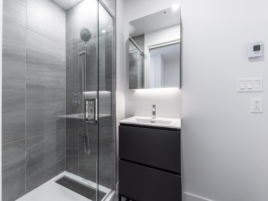









1500


Boul. René-Lévesque O.

, 2203,
Montréal (Ville-Marie),




QC
H3G0H6

