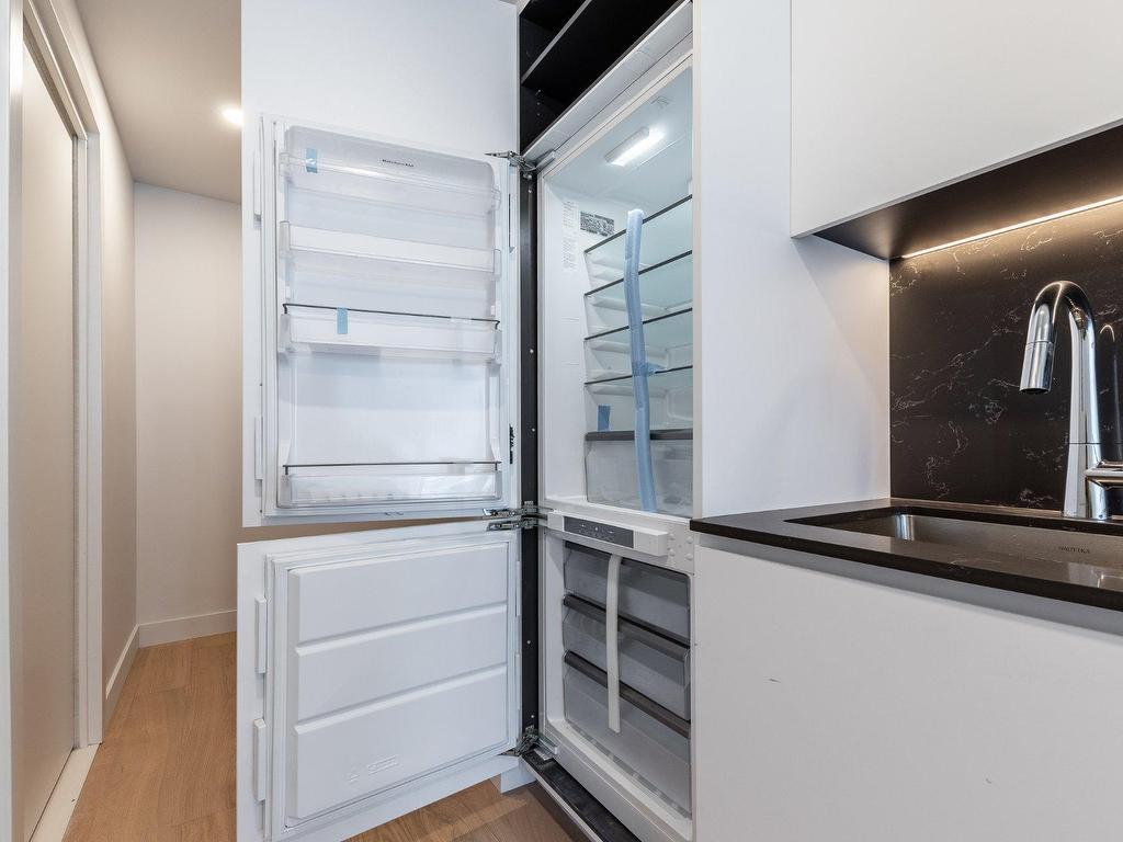 









1500


Boul. René-Lévesque O.

, 2203,
Montréal (Ville-Marie),




QC
H3G0H6

