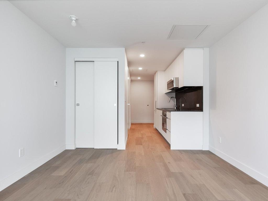 









1500


Boul. René-Lévesque O.

, 2203,
Montréal (Ville-Marie),




QC
H3G0H6

