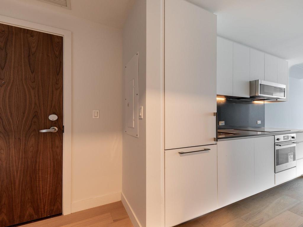 









1500


Boul. René-Lévesque O.

, 2203,
Montréal (Ville-Marie),




QC
H3G0H6

