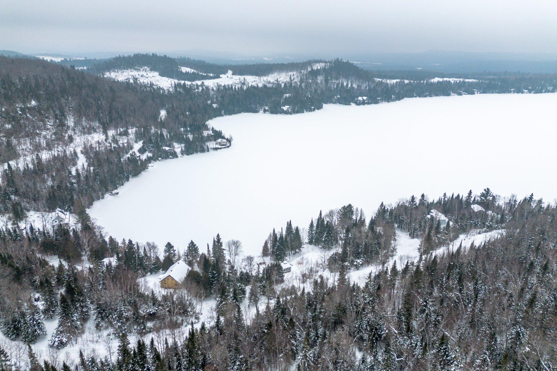 









2021


Ch. du Lac-à-la-Truite

,
Saint-Michel-des-Saints,




QC
J0K3B0

