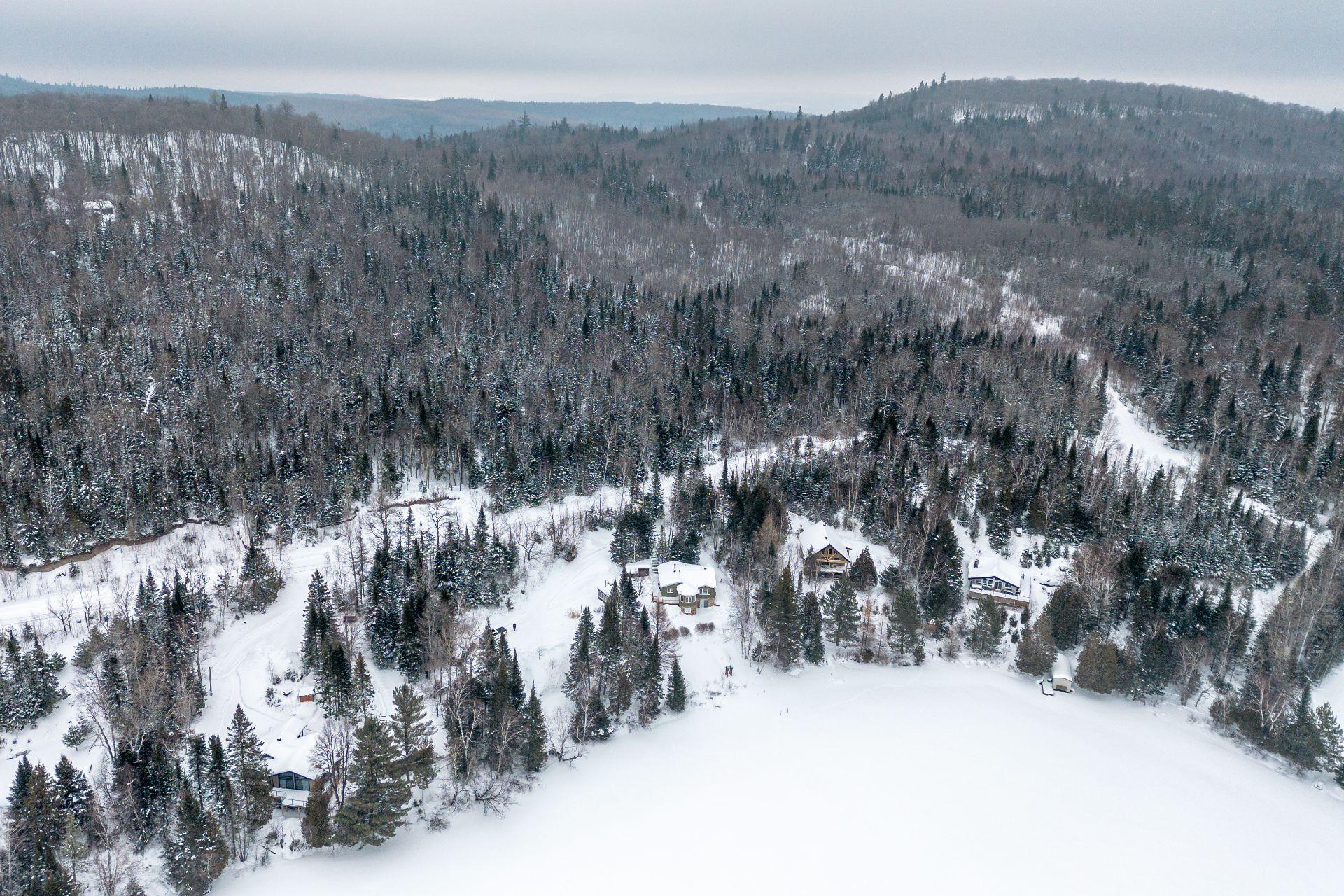 









2021


Ch. du Lac-à-la-Truite

,
Saint-Michel-des-Saints,




QC
J0K3B0

