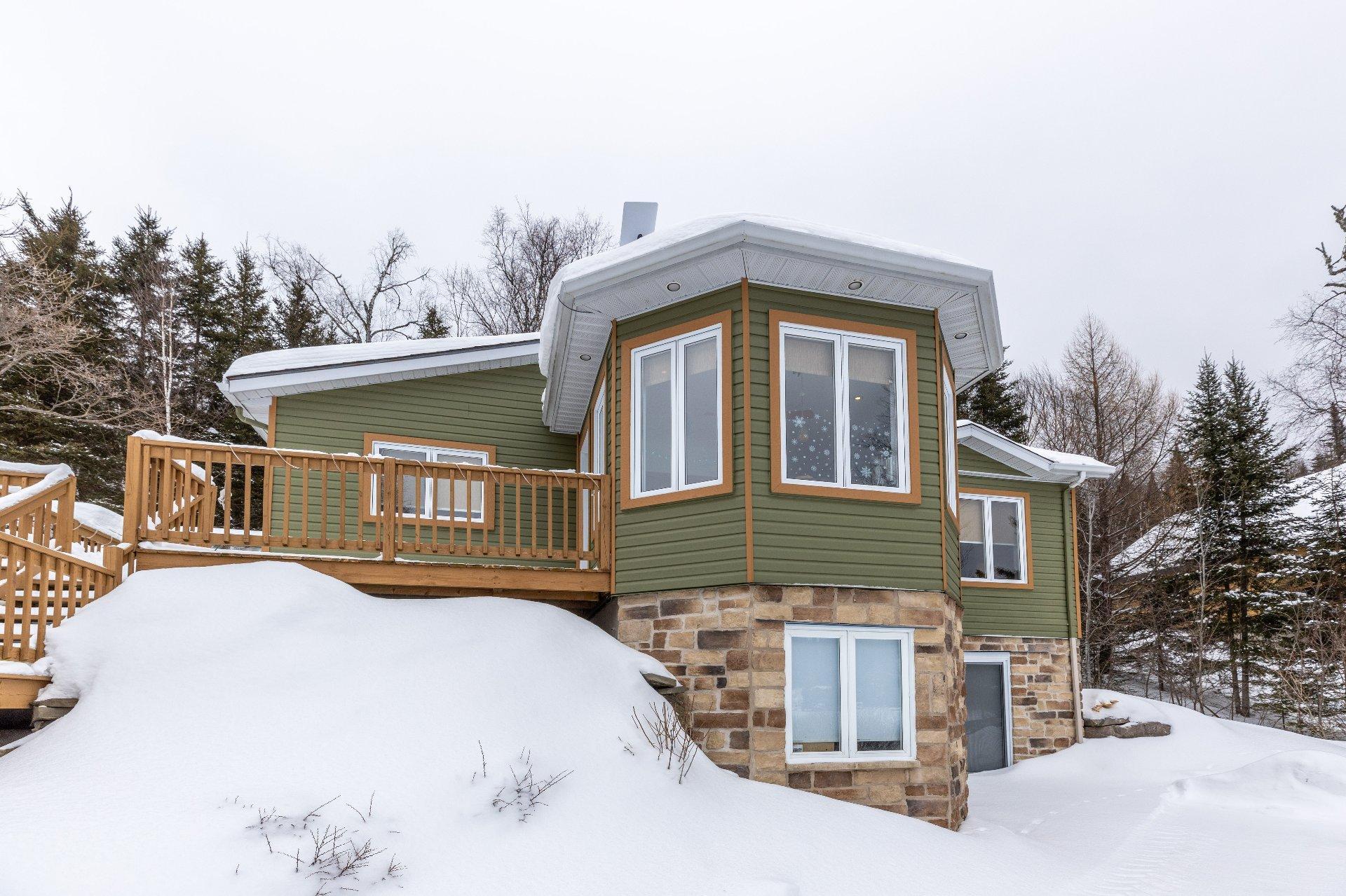 









2021


Ch. du Lac-à-la-Truite

,
Saint-Michel-des-Saints,




QC
J0K3B0

