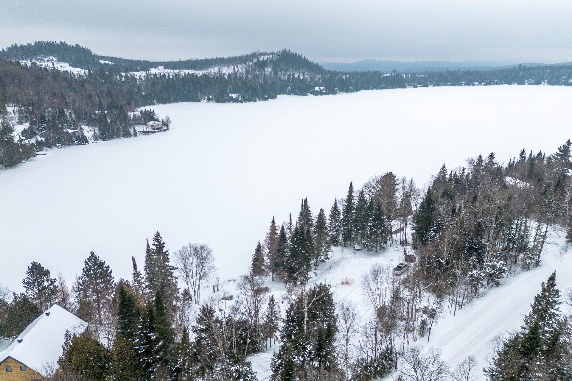 









2021


Ch. du Lac-à-la-Truite

,
Saint-Michel-des-Saints,




QC
J0K3B0

