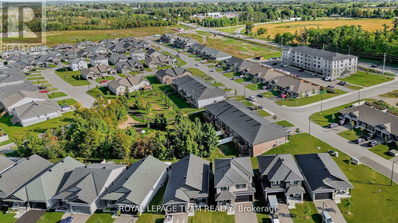 












28 SEABERT DRIVE

,
Arnprior,




Ontario
K7S0H9


