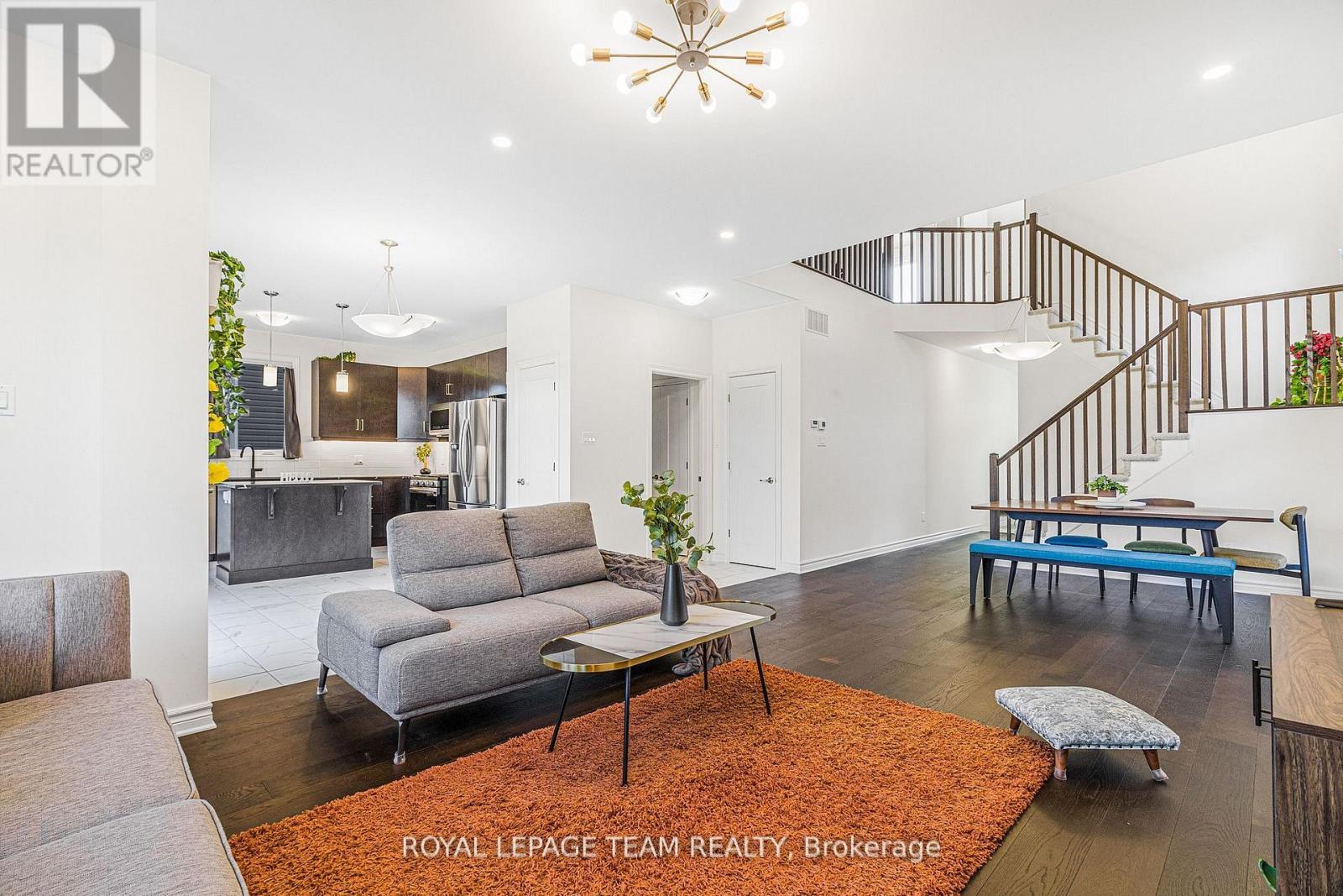 












28 SEABERT DRIVE

,
Arnprior,




Ontario
K7S0H9

