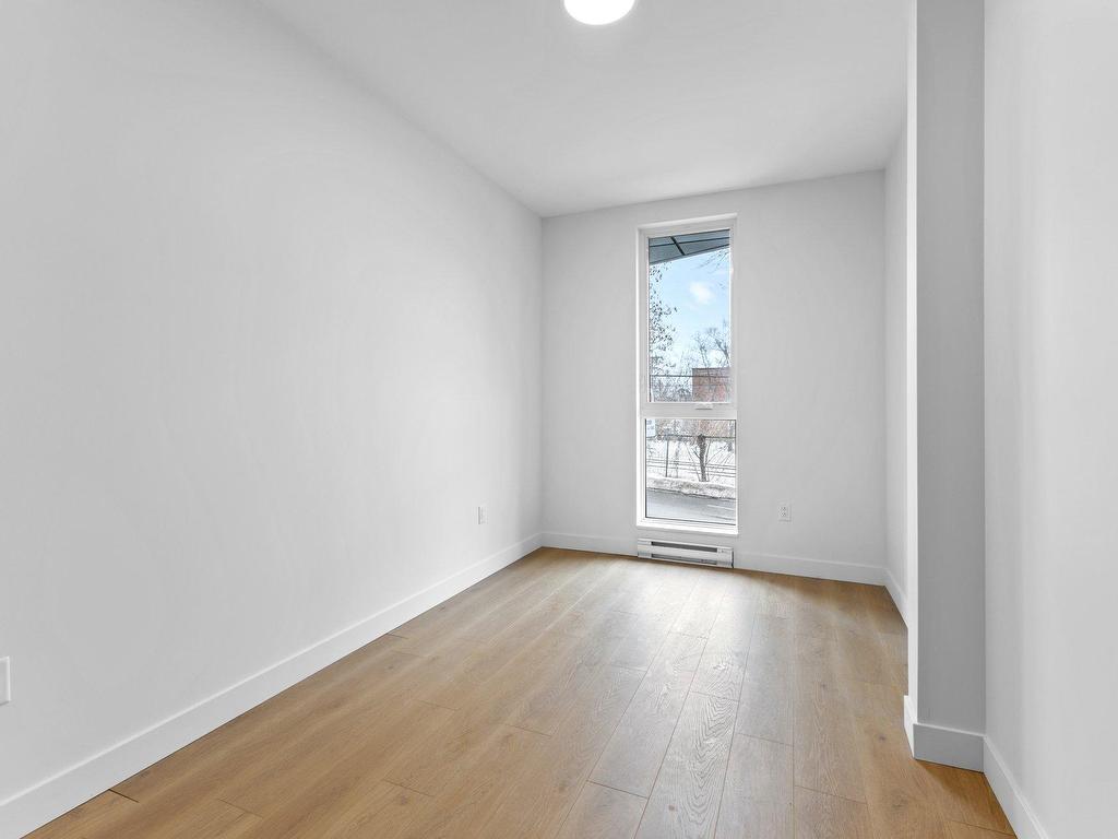 









6037


Boul. De Maisonneuve O.

, 111,
Montréal (Côte-des-Neiges/Notre-Dame-de-Grâce),




QC
H4A0B5

