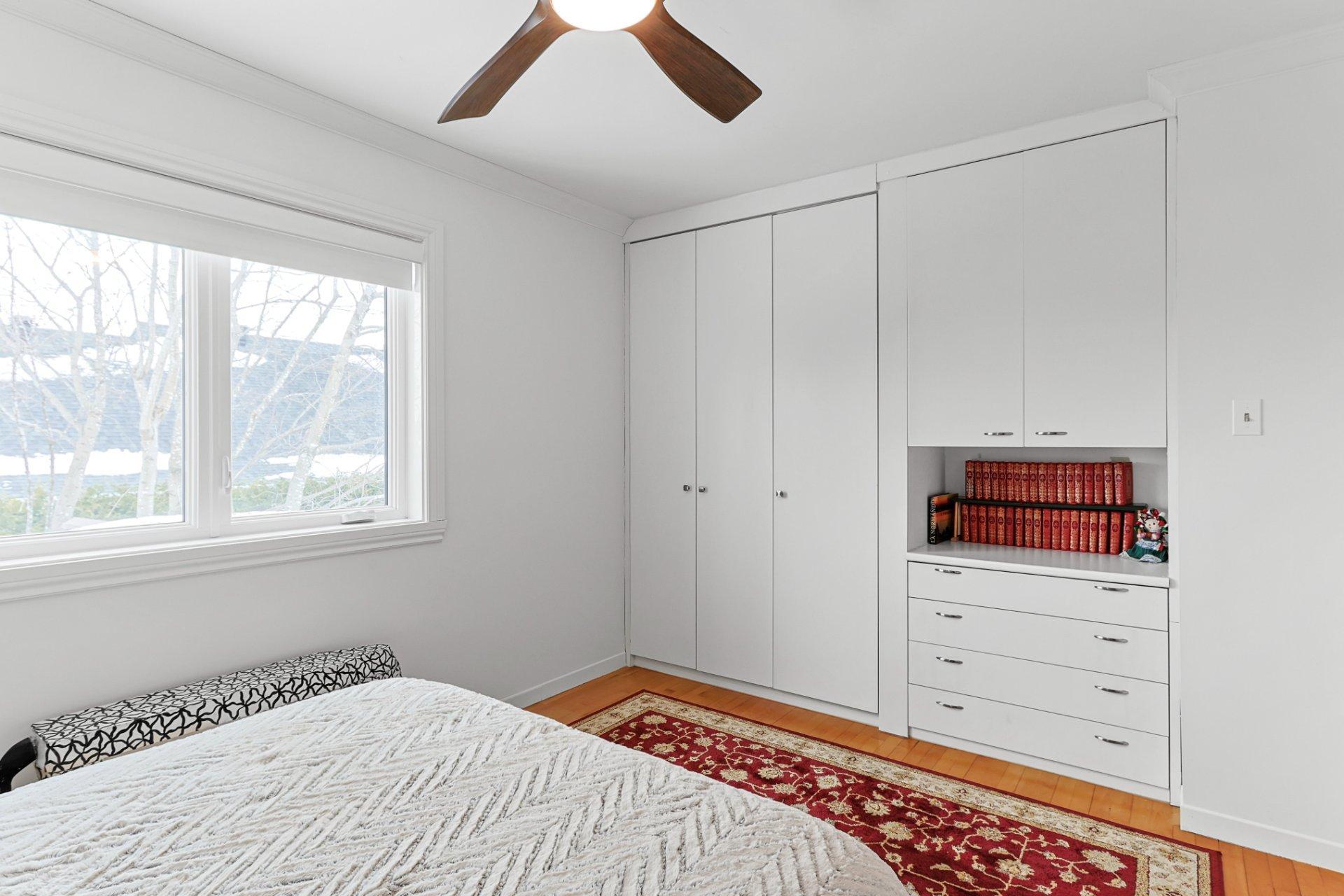 









38


7e Avenue

,
Beauharnois,




QC
J6N0G7

