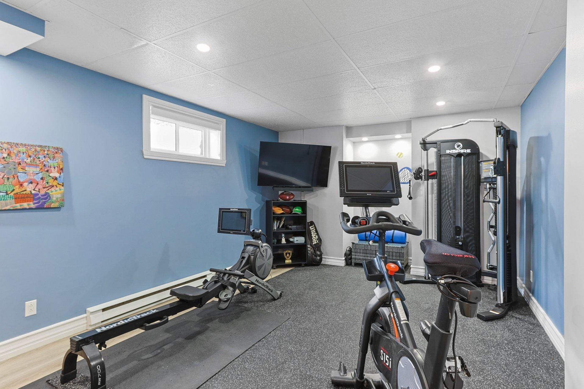 









38


7e Avenue

,
Beauharnois,




QC
J6N0G7

