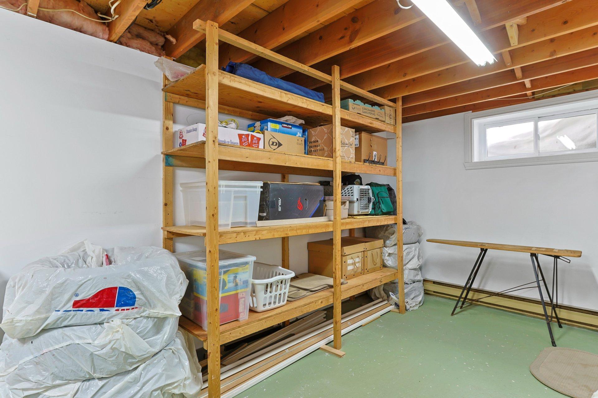 









38


7e Avenue

,
Beauharnois,




QC
J6N0G7

