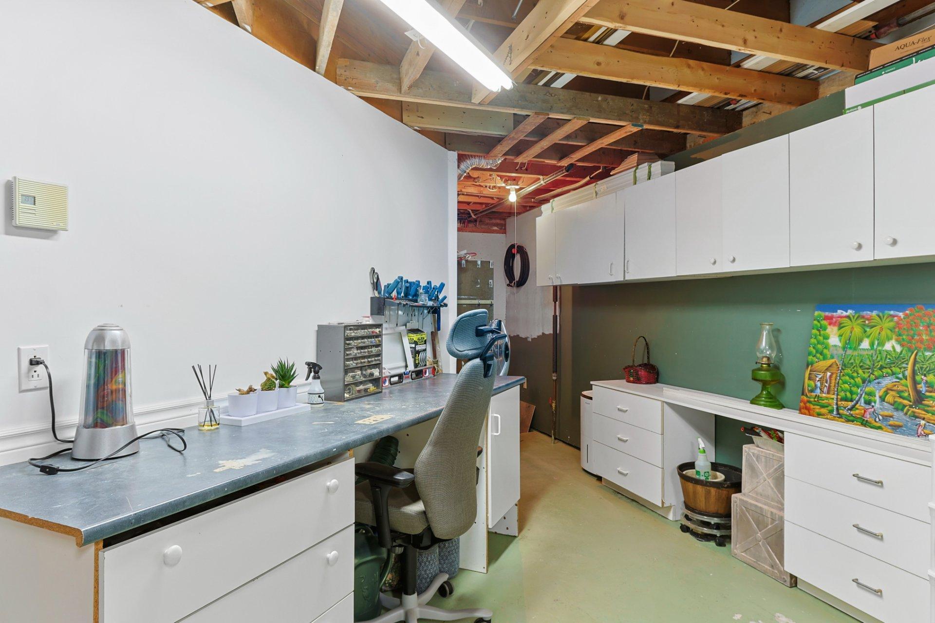 









38


7e Avenue

,
Beauharnois,




QC
J6N0G7

