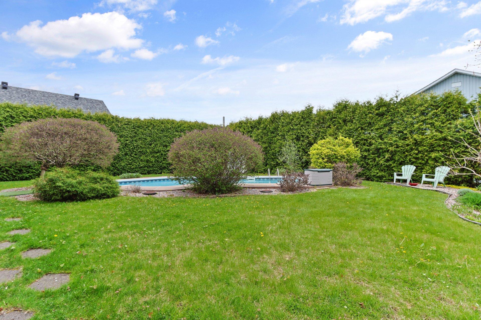 









38


7e Avenue

,
Beauharnois,




QC
J6N0G7


