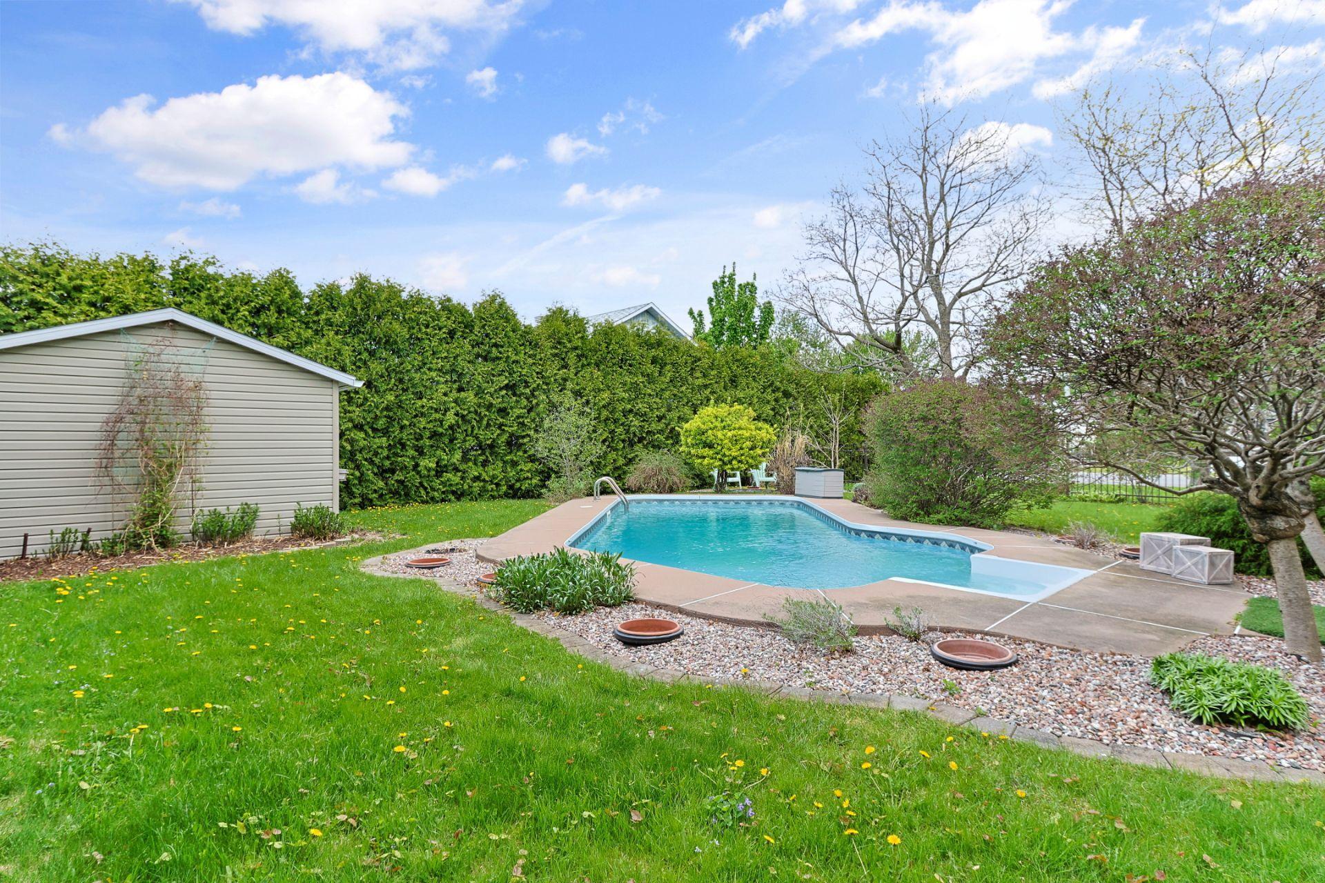 









38


7e Avenue

,
Beauharnois,




QC
J6N0G7

