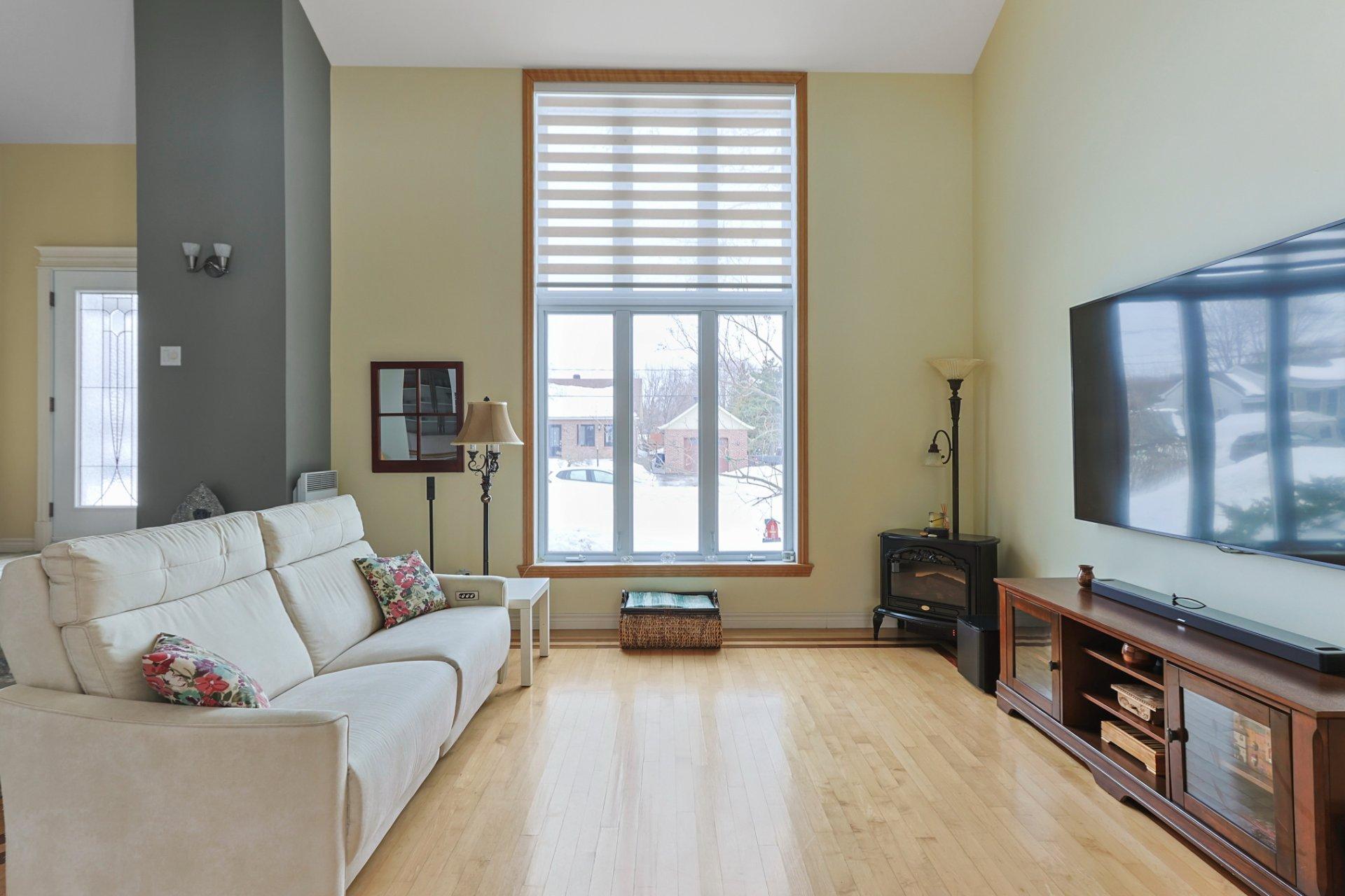 









38


7e Avenue

,
Beauharnois,




QC
J6N0G7

