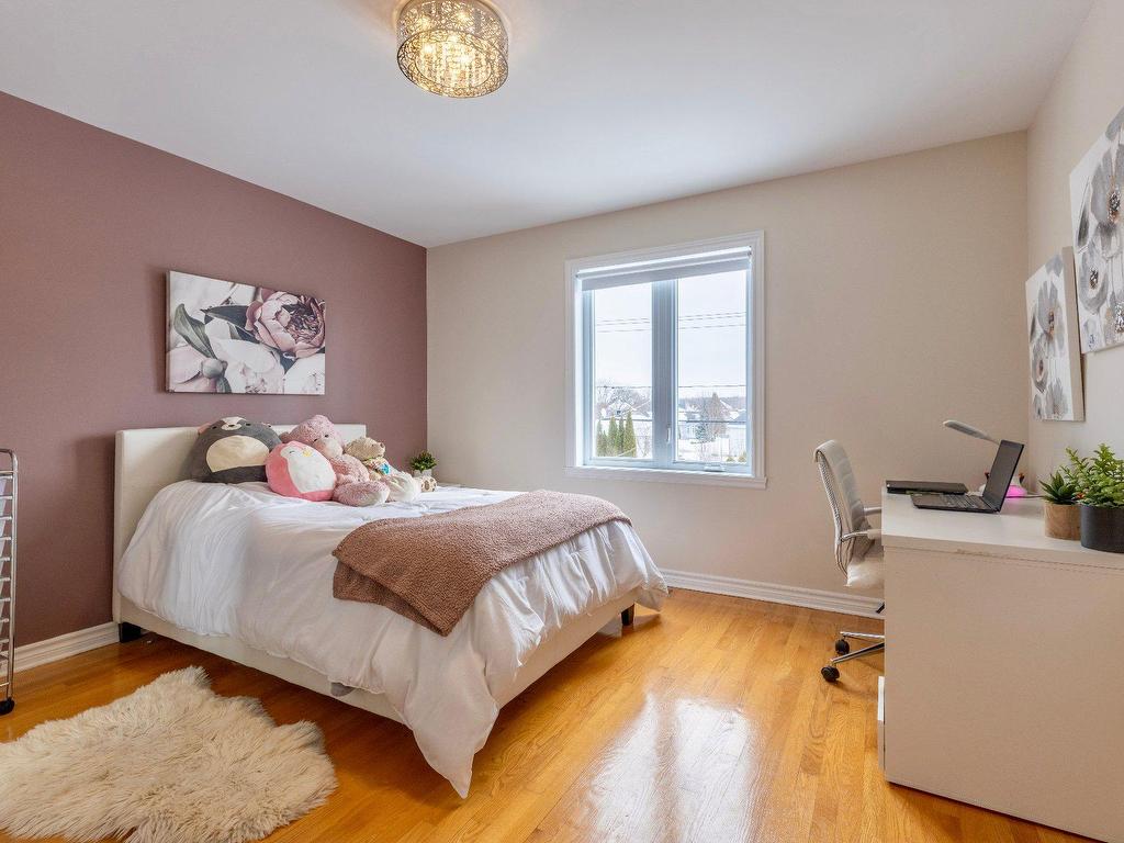 









107


Rue Jean-Paul-Lemieux

,
Notre-Dame-de-l'Île-Perrot,




QC
J7W1P4

