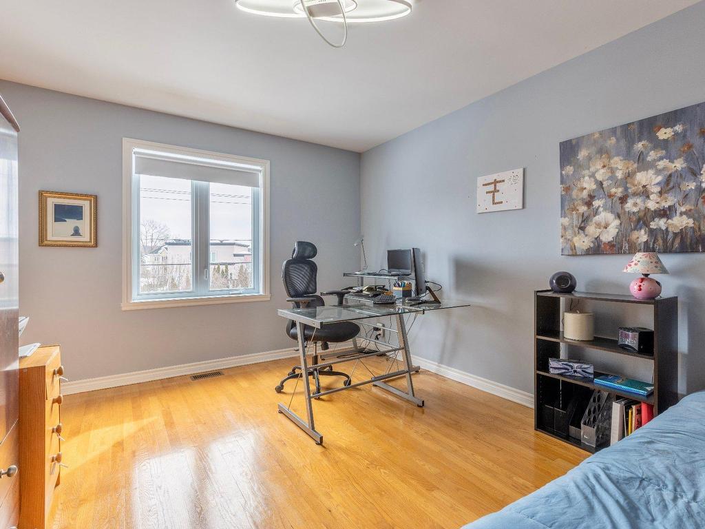 









107


Rue Jean-Paul-Lemieux

,
Notre-Dame-de-l'Île-Perrot,




QC
J7W1P4

