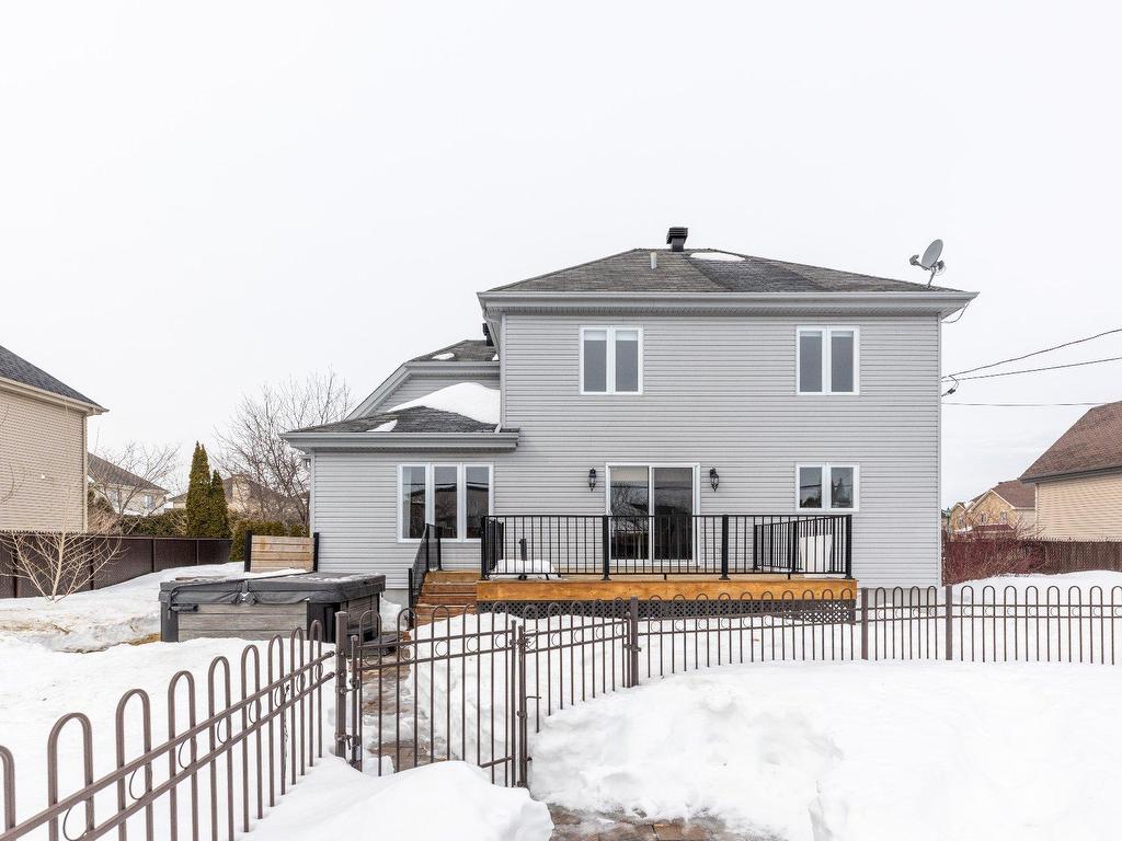 









107


Rue Jean-Paul-Lemieux

,
Notre-Dame-de-l'Île-Perrot,




QC
J7W1P4

