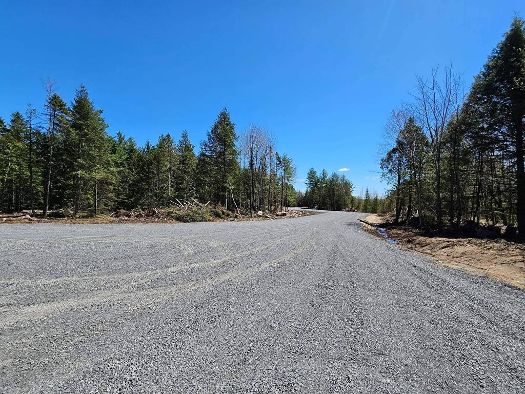 









235


Rue des Patriotes

,
Saint-Colomban,







QC
J5K2H1

