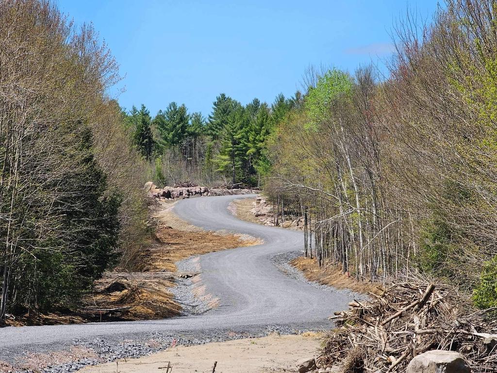 









235


Rue des Patriotes

,
Saint-Colomban,







QC
J5K2H1

