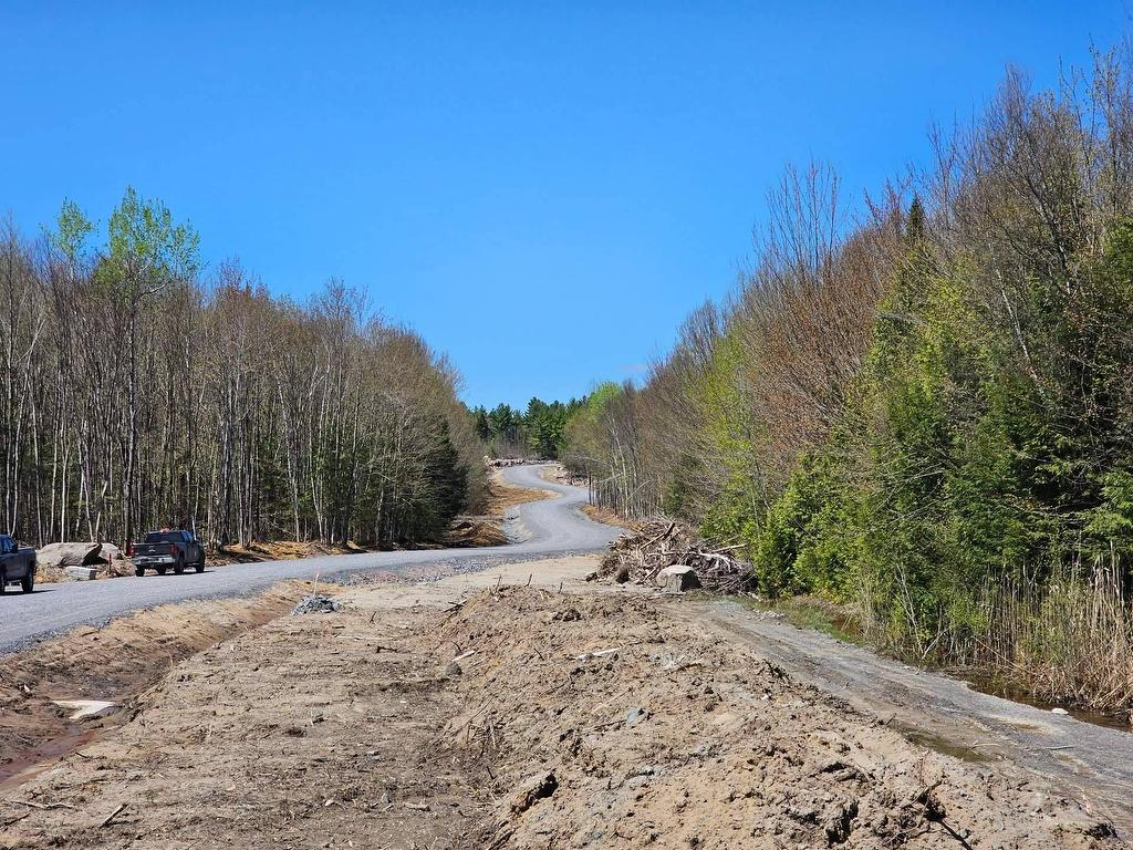 









235


Rue des Patriotes

,
Saint-Colomban,







QC
J5K2H1

