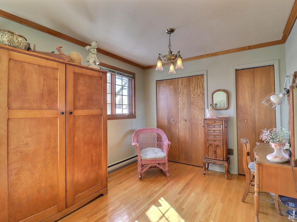 









653


Rue De Magellan

,
Boucherville,




QC
J4B5R7

